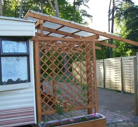 Holenderski Jasieniec 캠프장 Zabinki